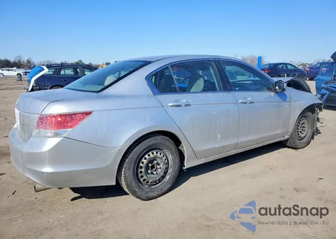 2010 Honda Accord Lx z USA, uszkodzony, nr VIN 1HGCP2F31AA131568